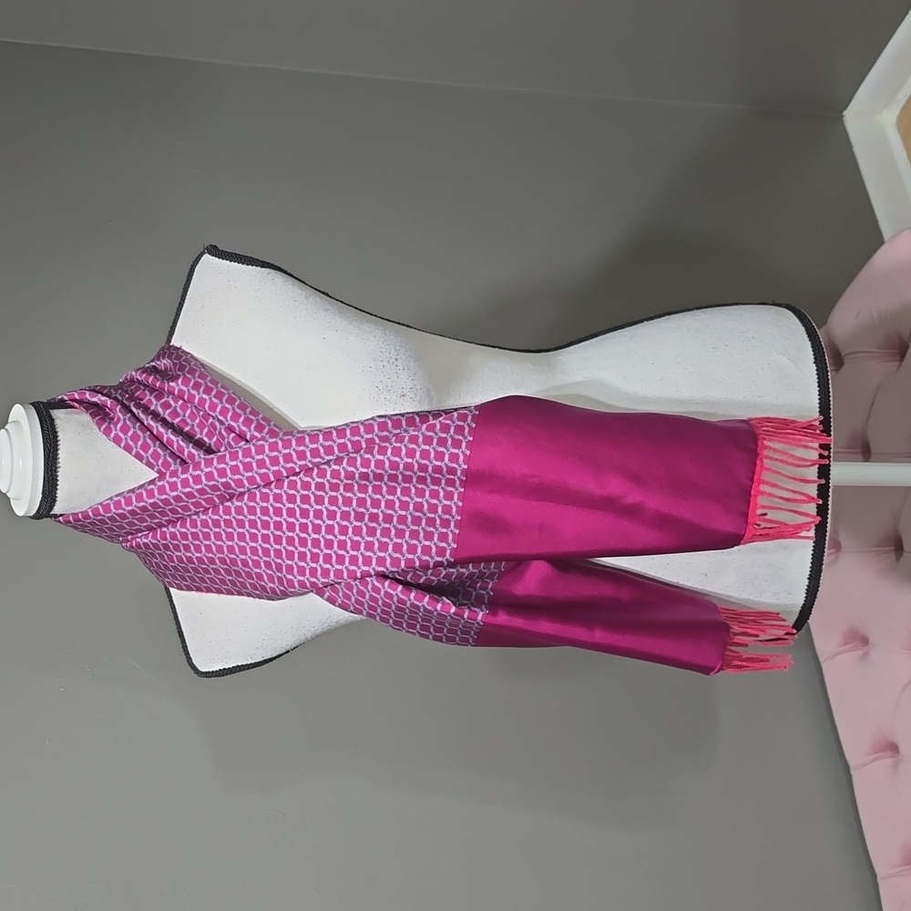 Authentic Hermès muffler